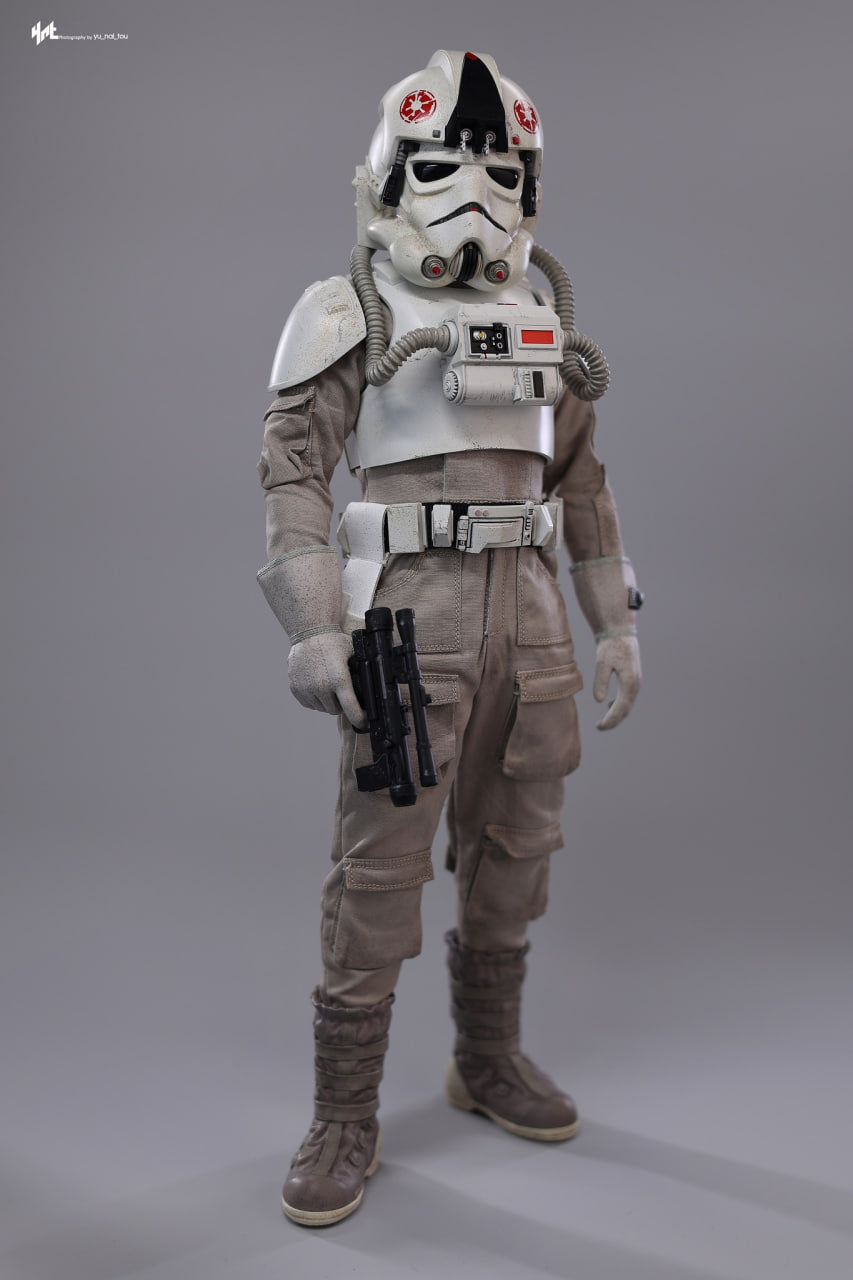 READY🔥Hot Toys MMS845 Star Wars: The Mandalorian & Grogu Imperial Remnant AT-AT Driver 1/6th scale Collectible Figure