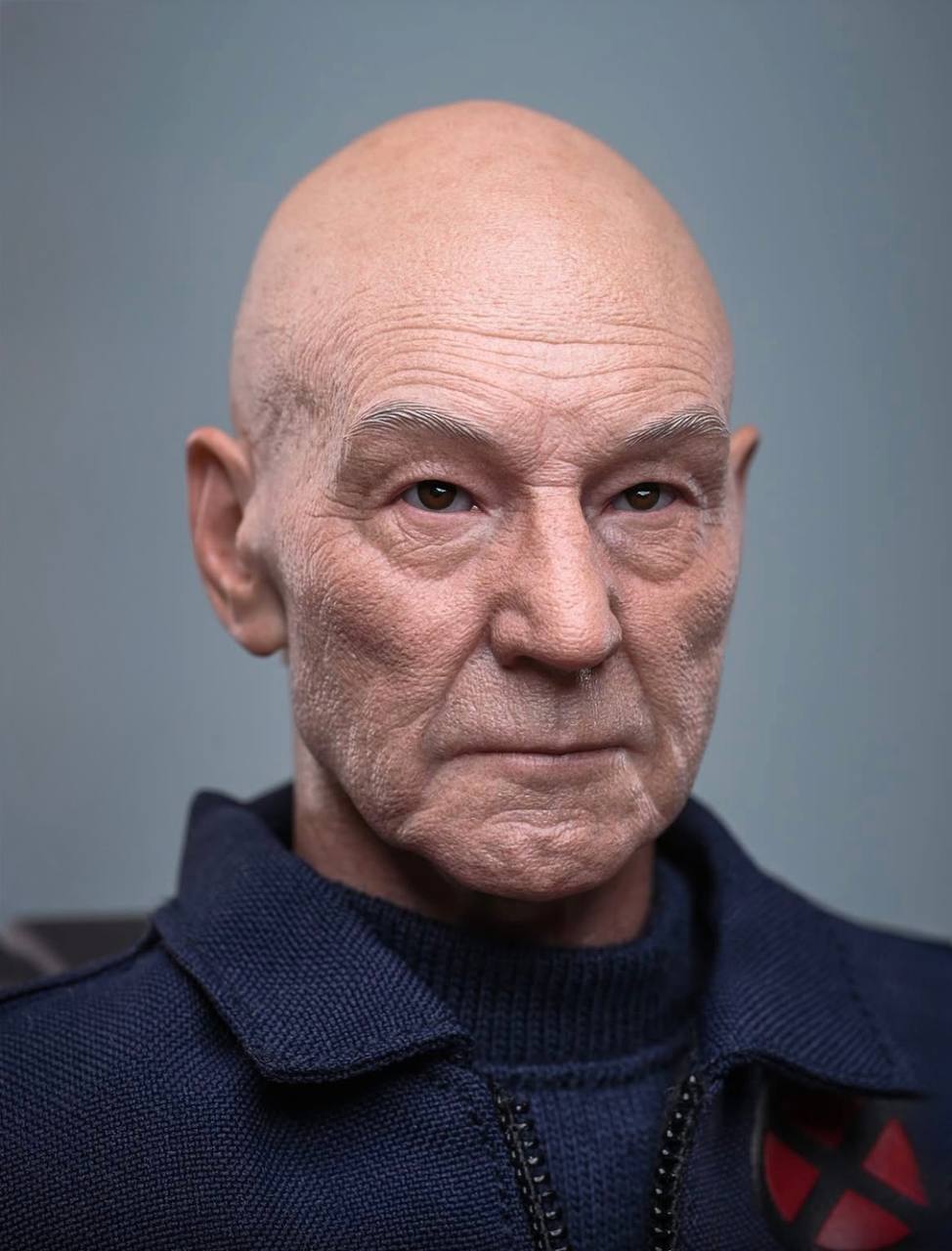Preorder🔥Hot Toys MMS917 Avengers: Doomsday 1/6th scale Professor X Collectible Figure